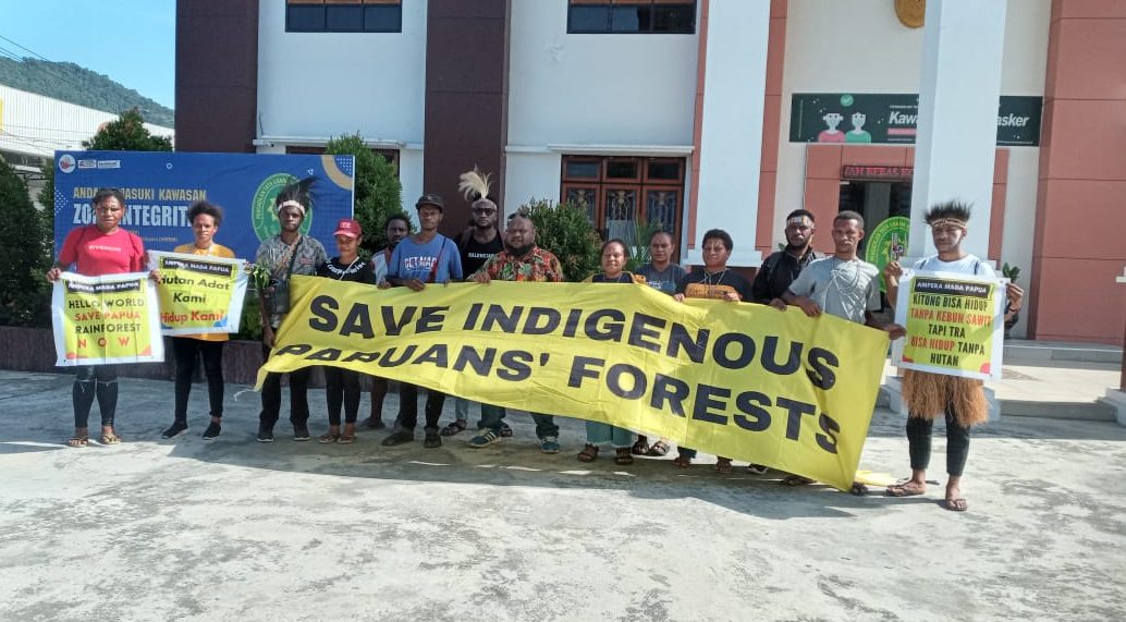 Aksi Damai AMPERA MADA Papua mendukung Gugatan Suku Awyu di PTUN Jayapura, 07 Juli 2023