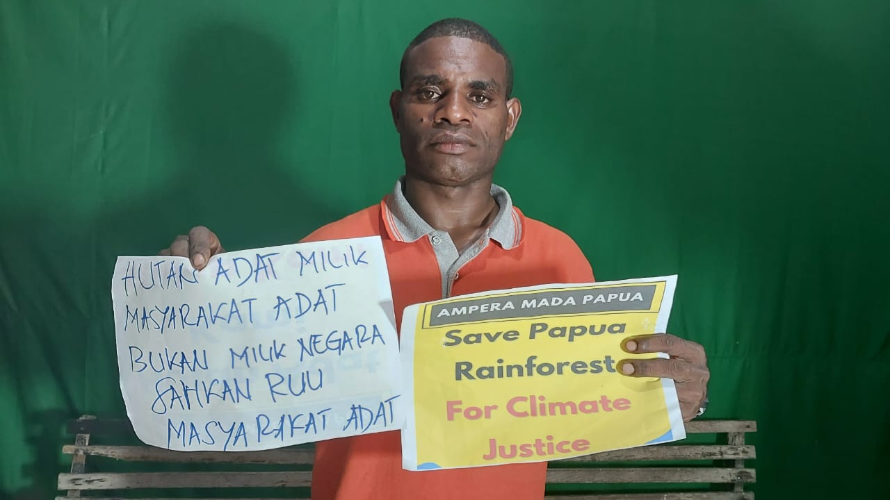 Aksi Dukungan AMPERA PS Papua mendukung Gugatan Suku Awyu di PTUN Jayapura 07 Juli 2023