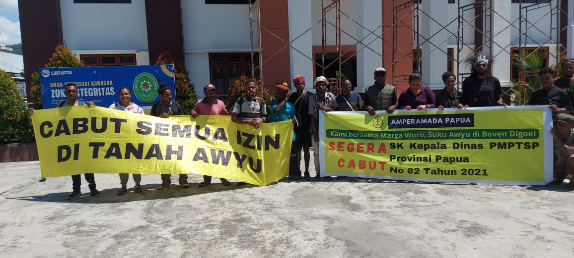 Aksi di PTUN Jayapura